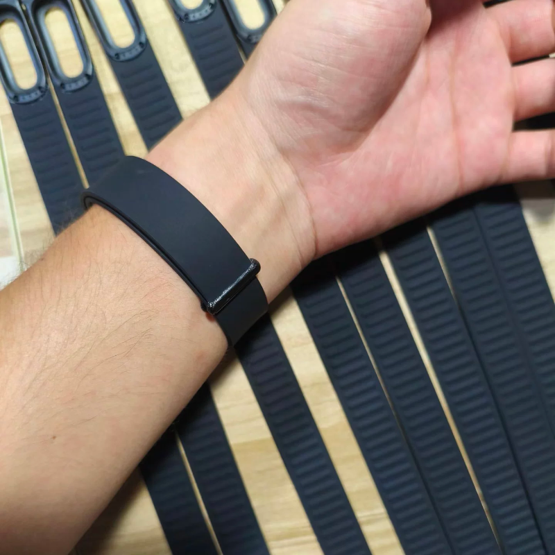 Silicone Band Replacement - Solid Color Soft Watch Strap for