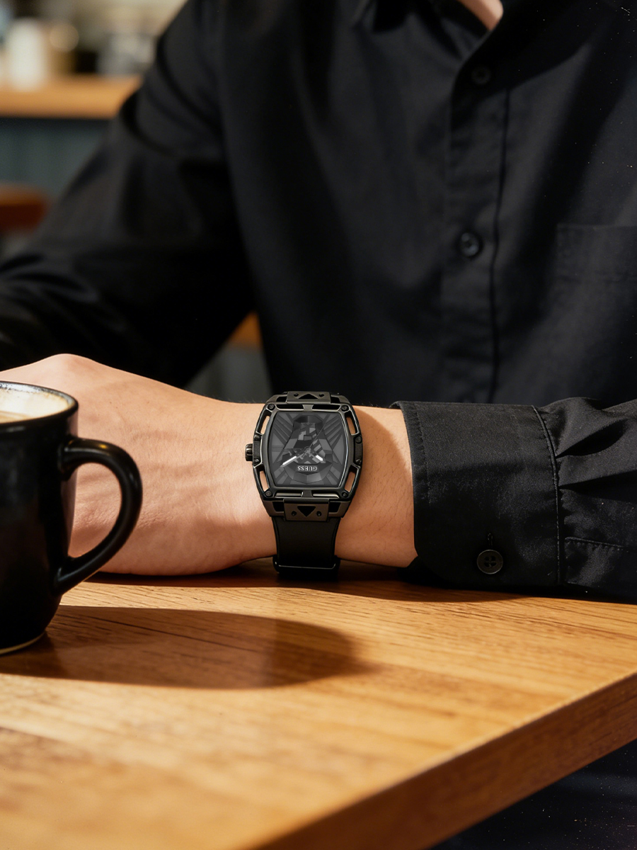 GUESS GW0500G2 Mens Watch Blac - đánh giá và giá Smartwatch Guess